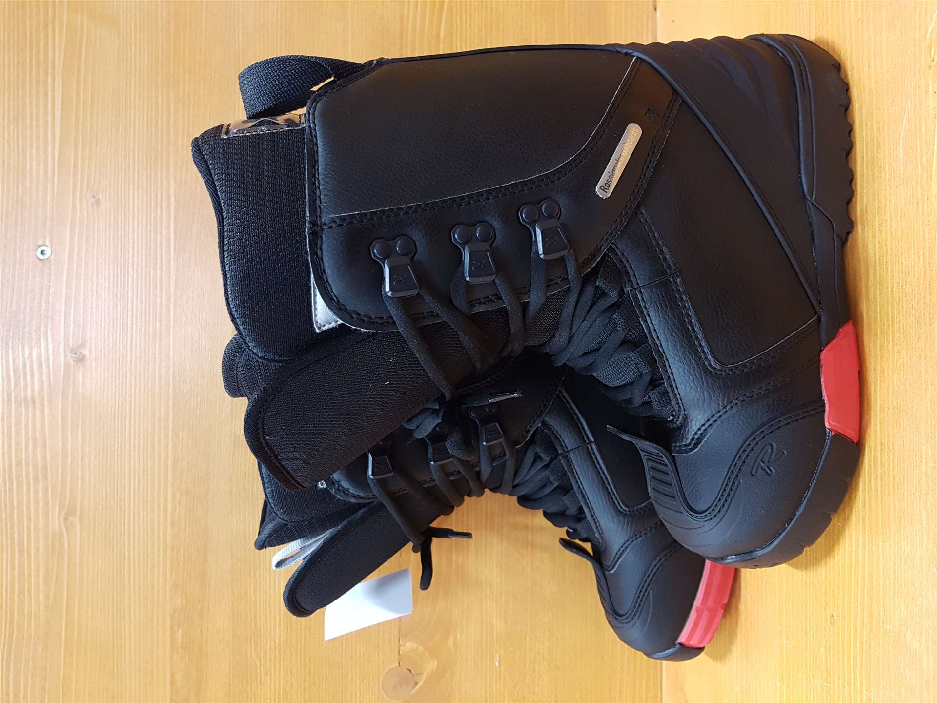 Použité snowboardové topánky ROSSIGNOL Excite Lace