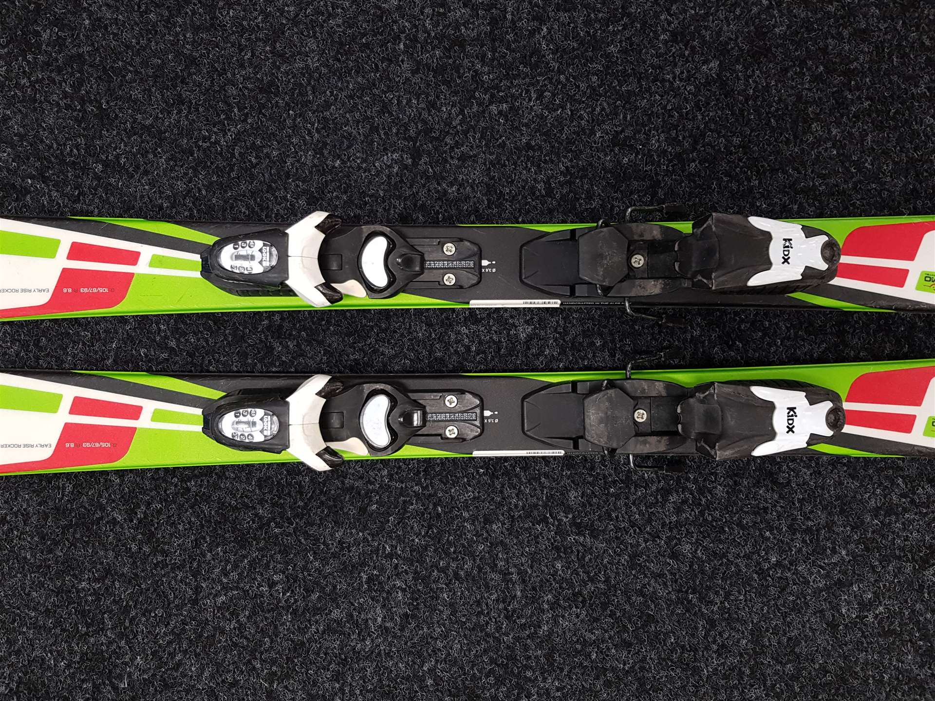 Použité lyže Elan Sport Race + viazanie Look Kidx 4.5
