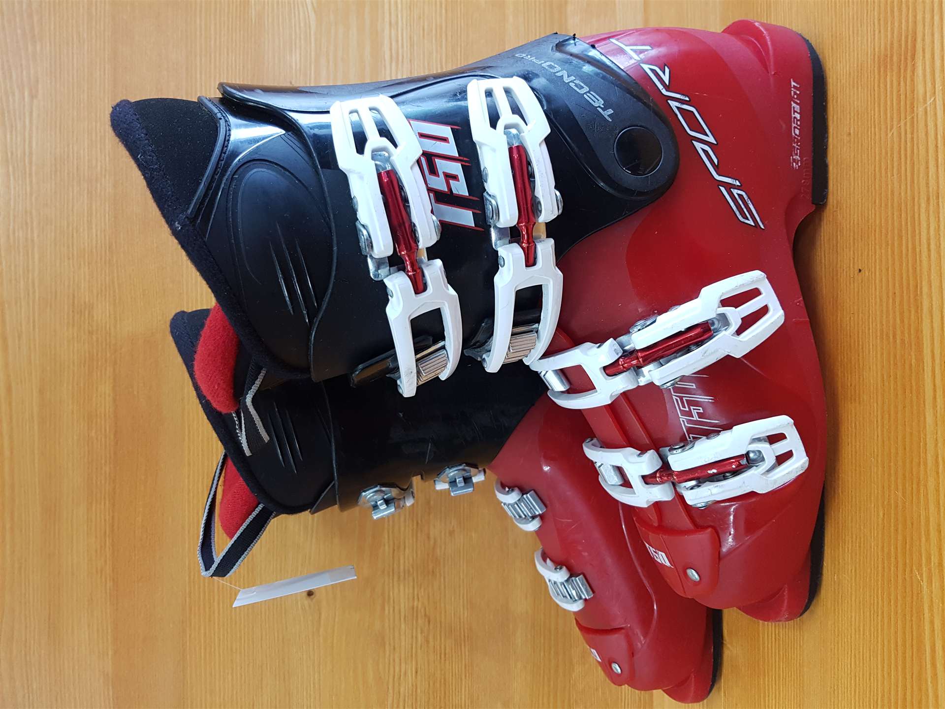 Použité lyžiarky TECNOPRO Sport T50