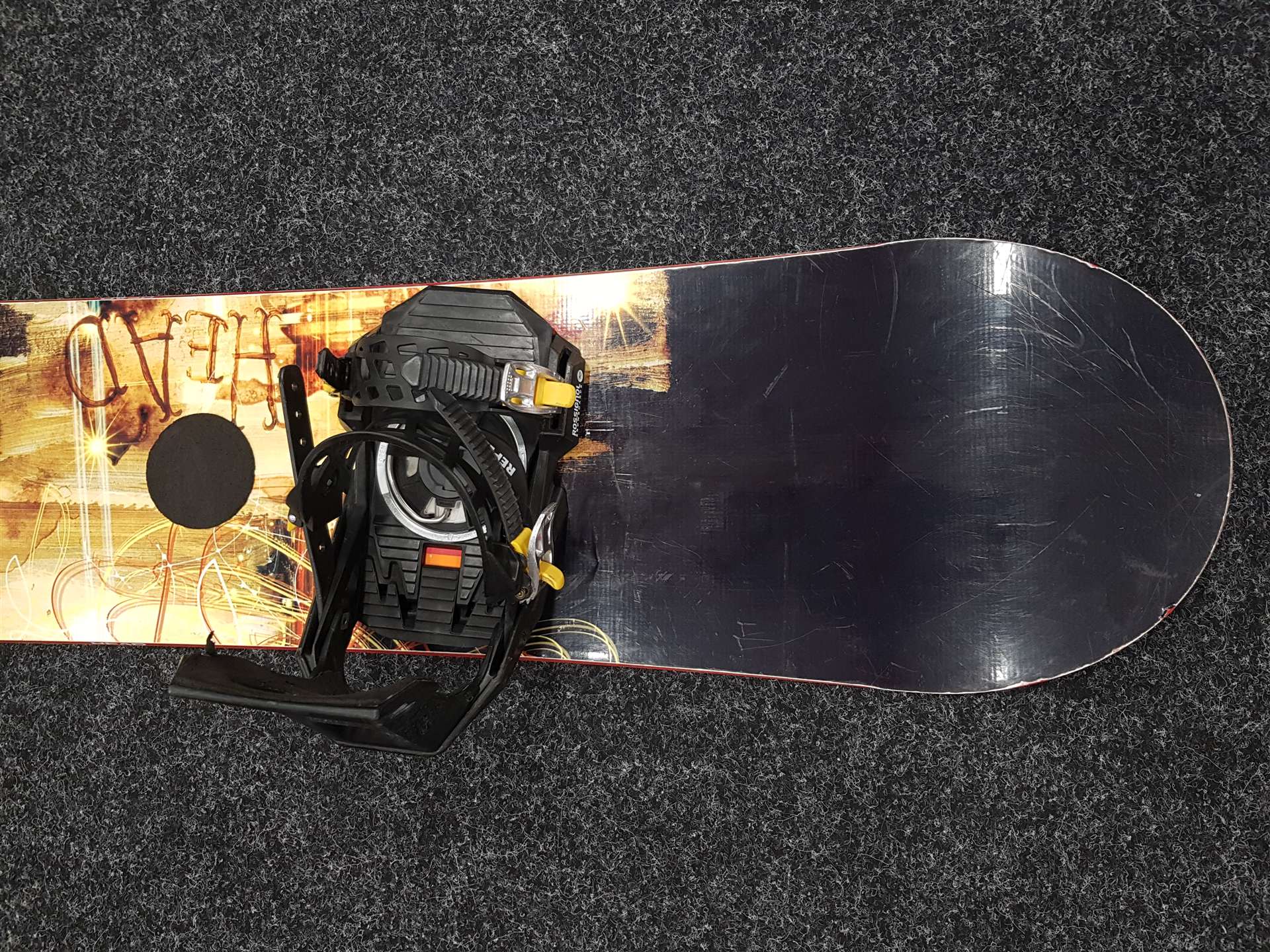 Použitý snowboard HEAD True 155 + viazanie  Rossignol veľkosť M/L