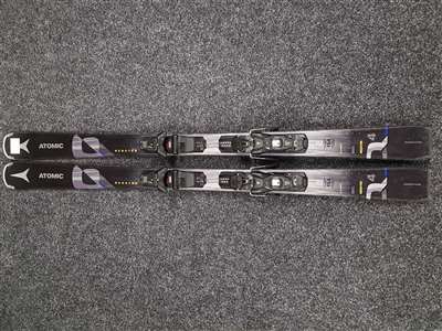 Použité lyže ATOMIC Redster Q4
