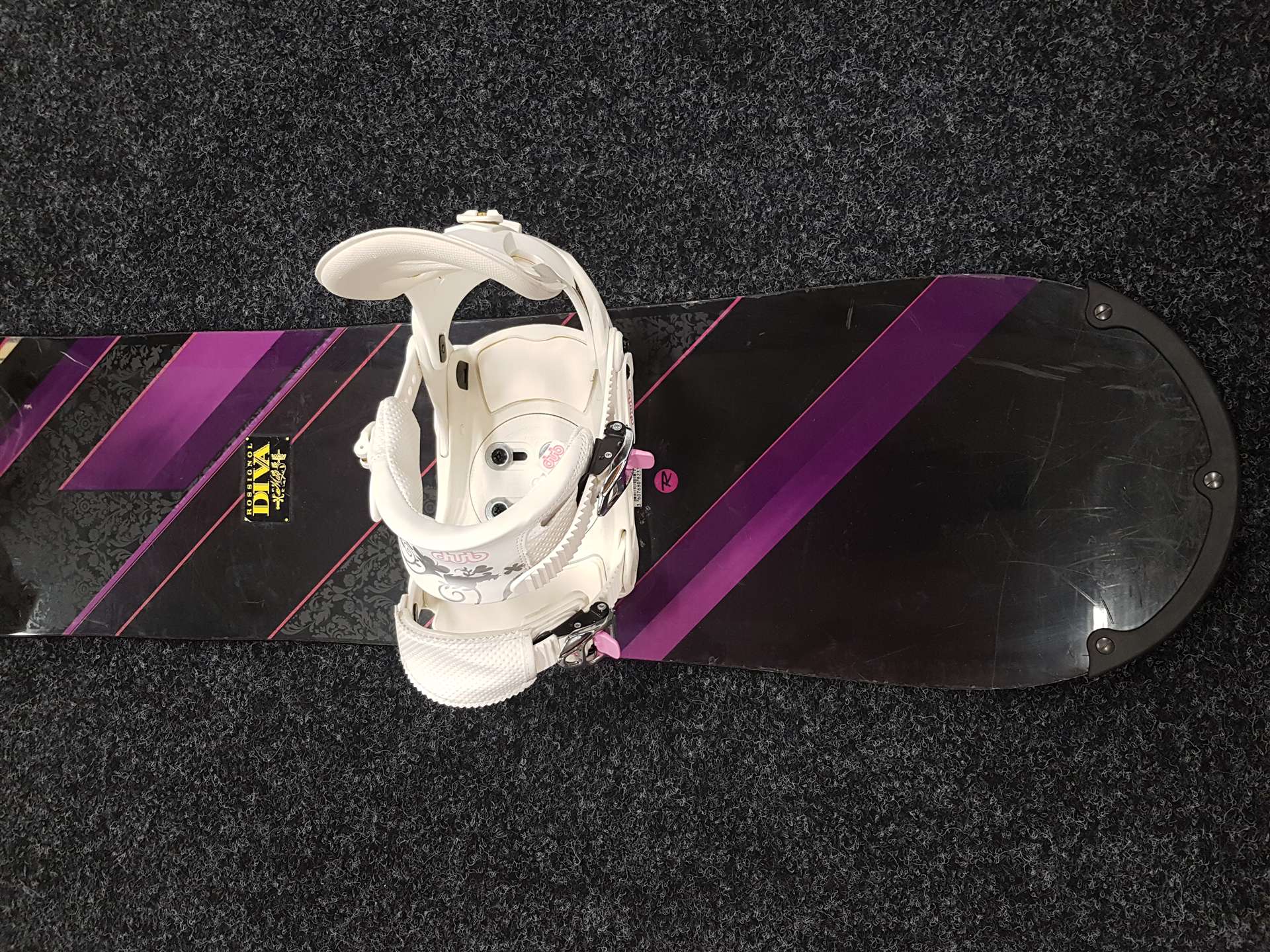 Použitý snowboard Rossignol Diva + viazanie Rossignol veľkosť S/M