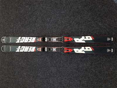 Použité lyže ROSSIGNOL React 6 Compact + viazanie Look Xpress 11