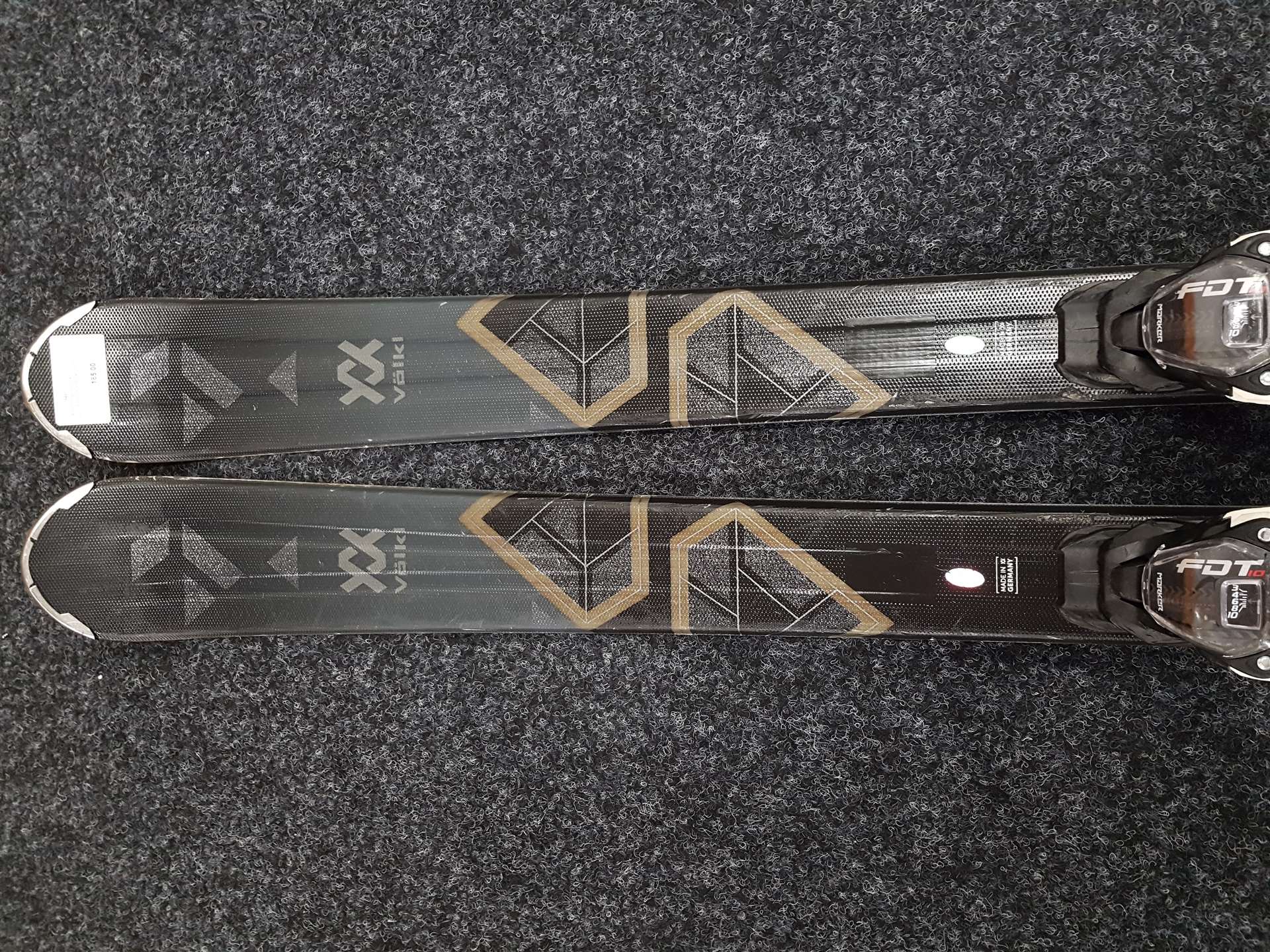 Použité lyže VOLKL Flair Viola + viazanie Marker FDT 10
