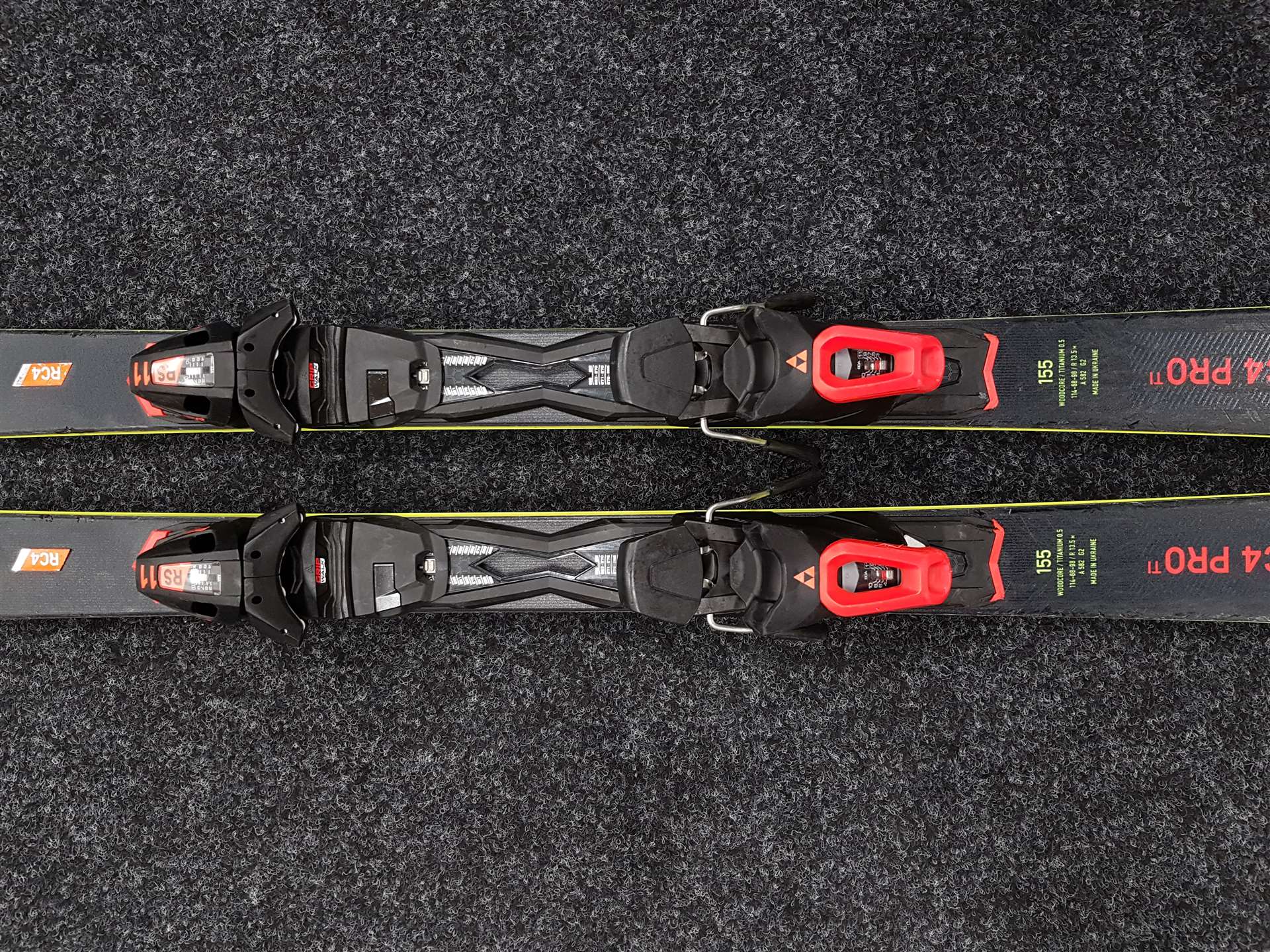Použité lyže FISCHER RC4 PRO Ti + viazanie Fischer RS11