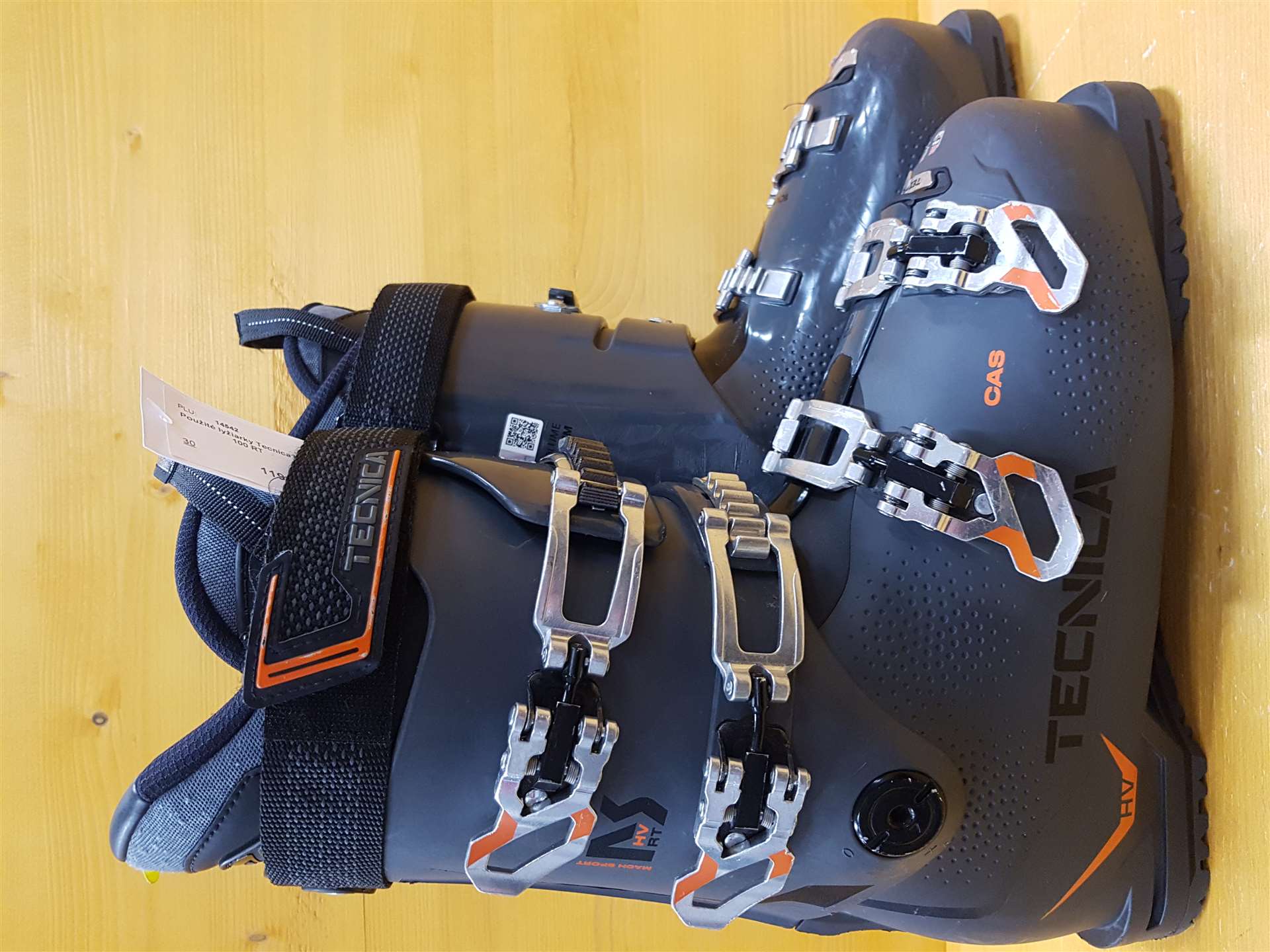 Použité lyžiarky Tecnica HV 100 RT