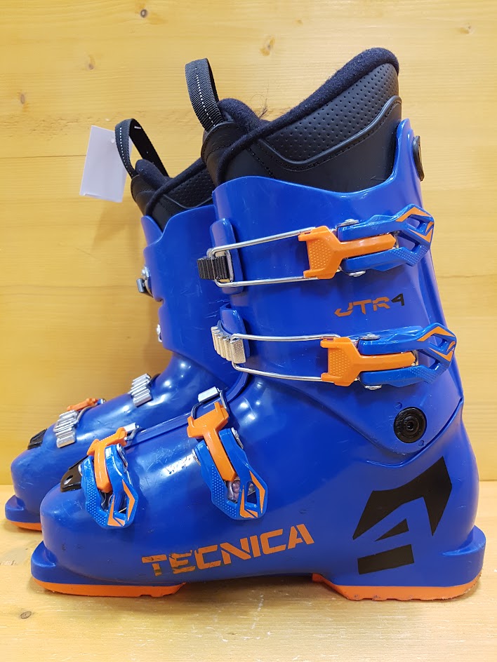 Použité lyžiarky Tecnica JTR 4