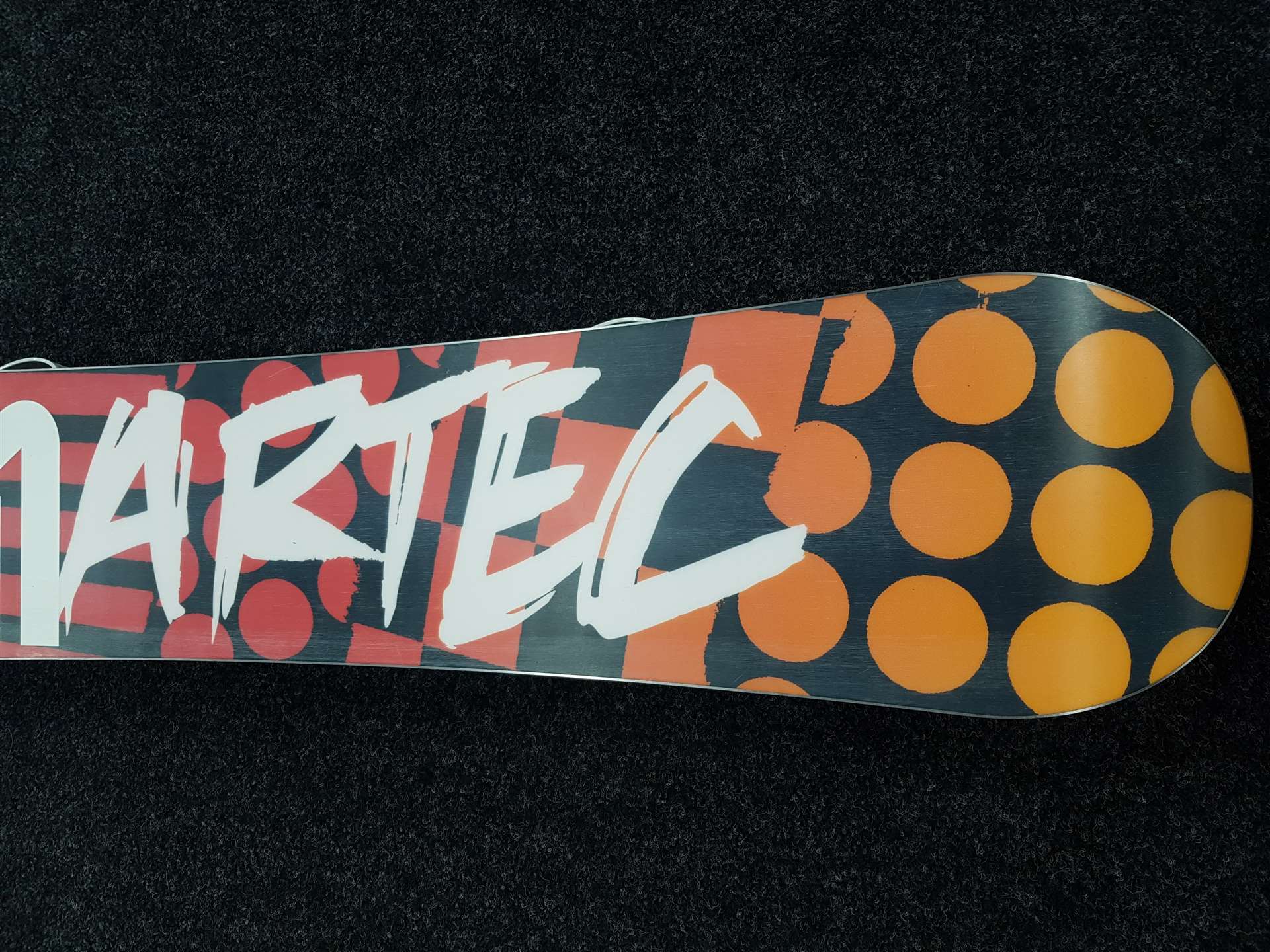 Použitý snowboard ARTEC Nima Jalali + viazanie Head veľkosť S