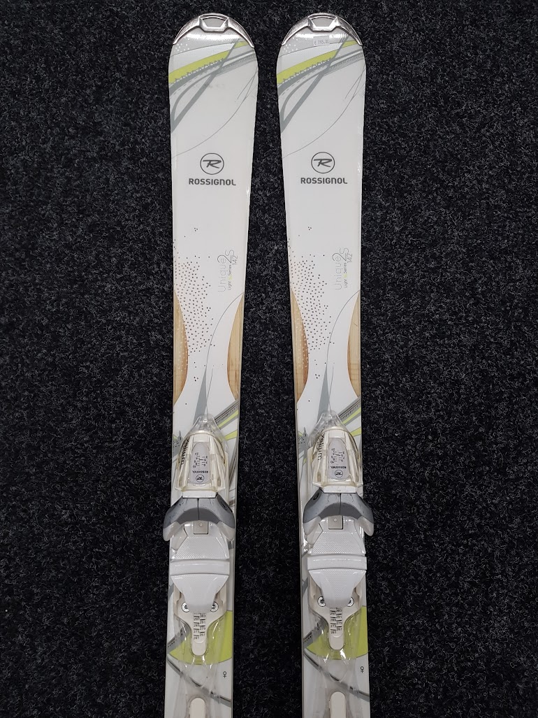 Bazárové lyže Rossignol Unique 2S