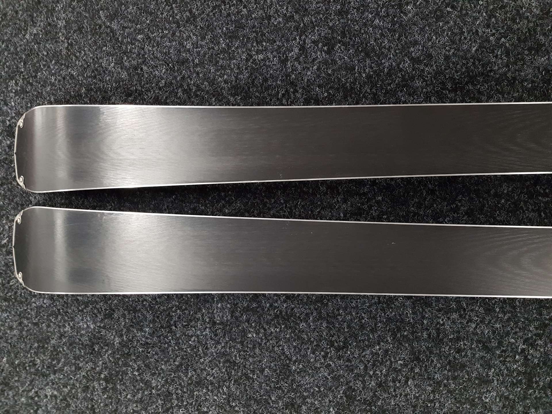 Použité lyže FISCHER Curv Pro + viazanie Fischer Z11