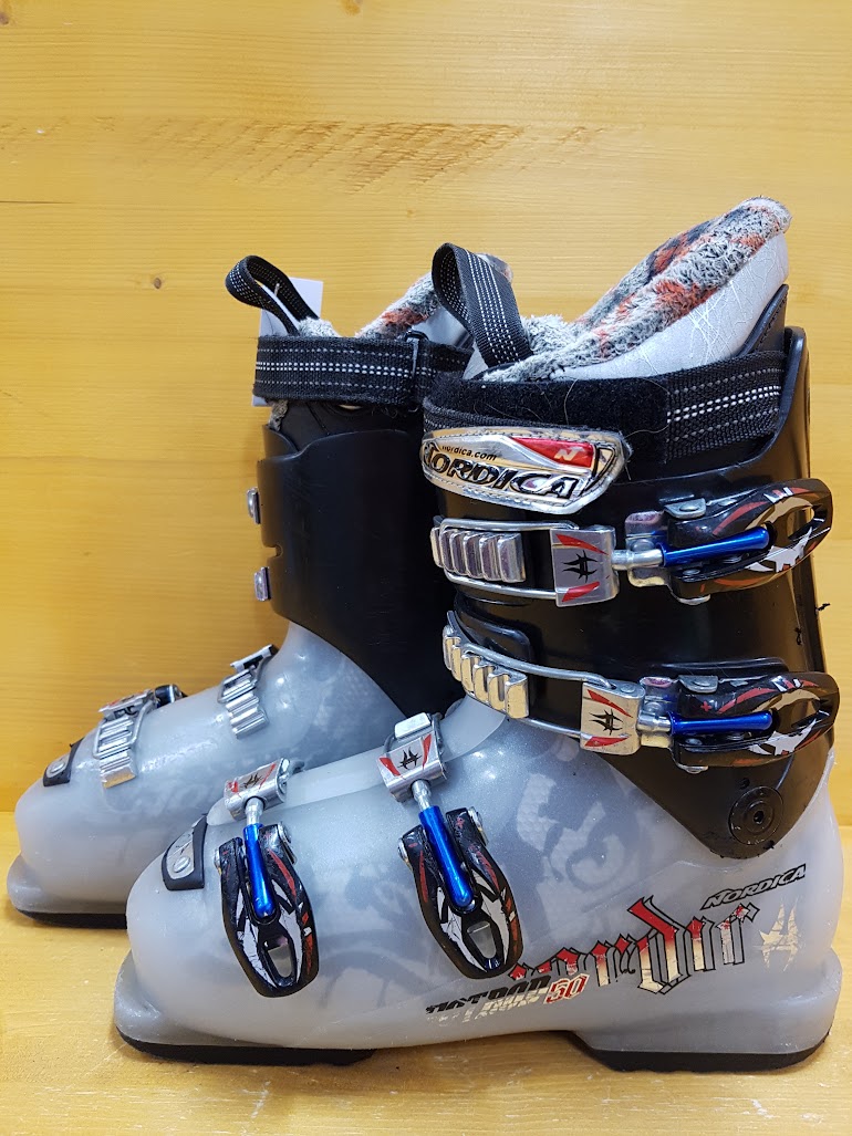 Použité lyžiarky Nordica Hot Rod