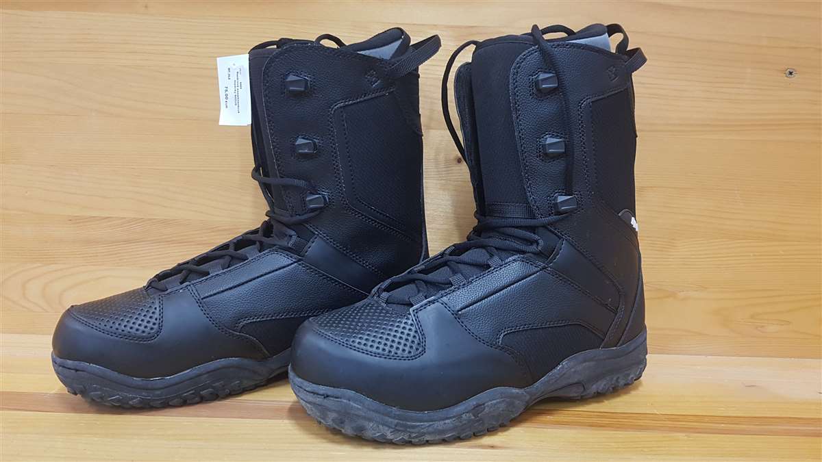 Bazárové snowboardové topánky NIDUS