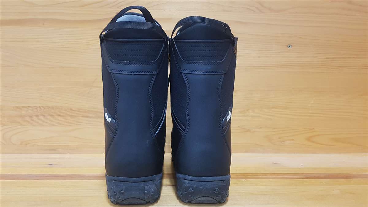 Bazárové snowboardové topánky NIDUS