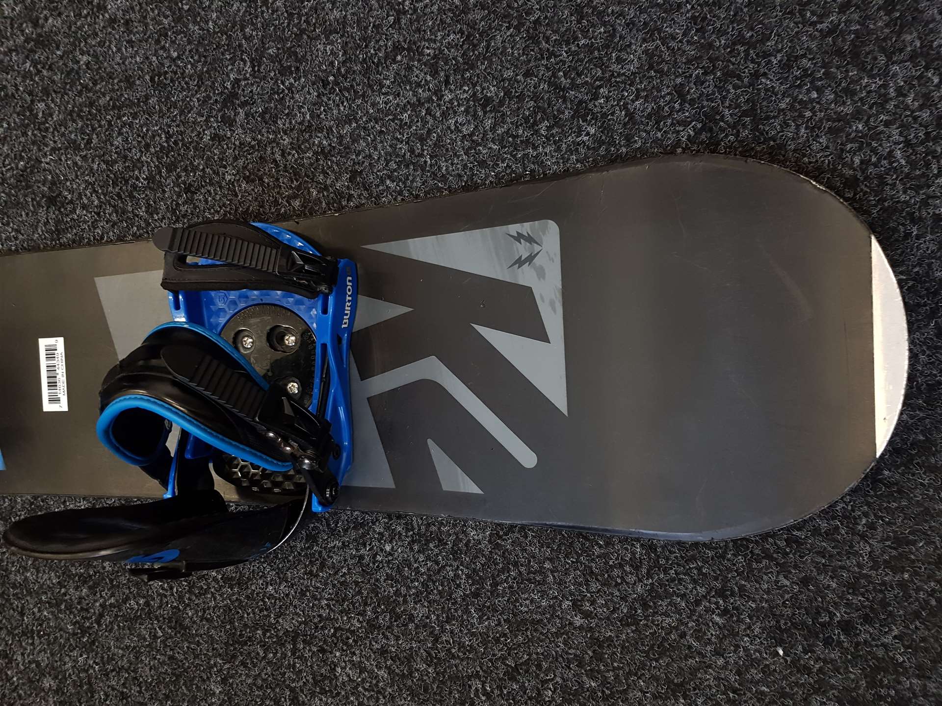 Použitý snowboard K2 Snow Boarding + viazanie Burton veľkosť S