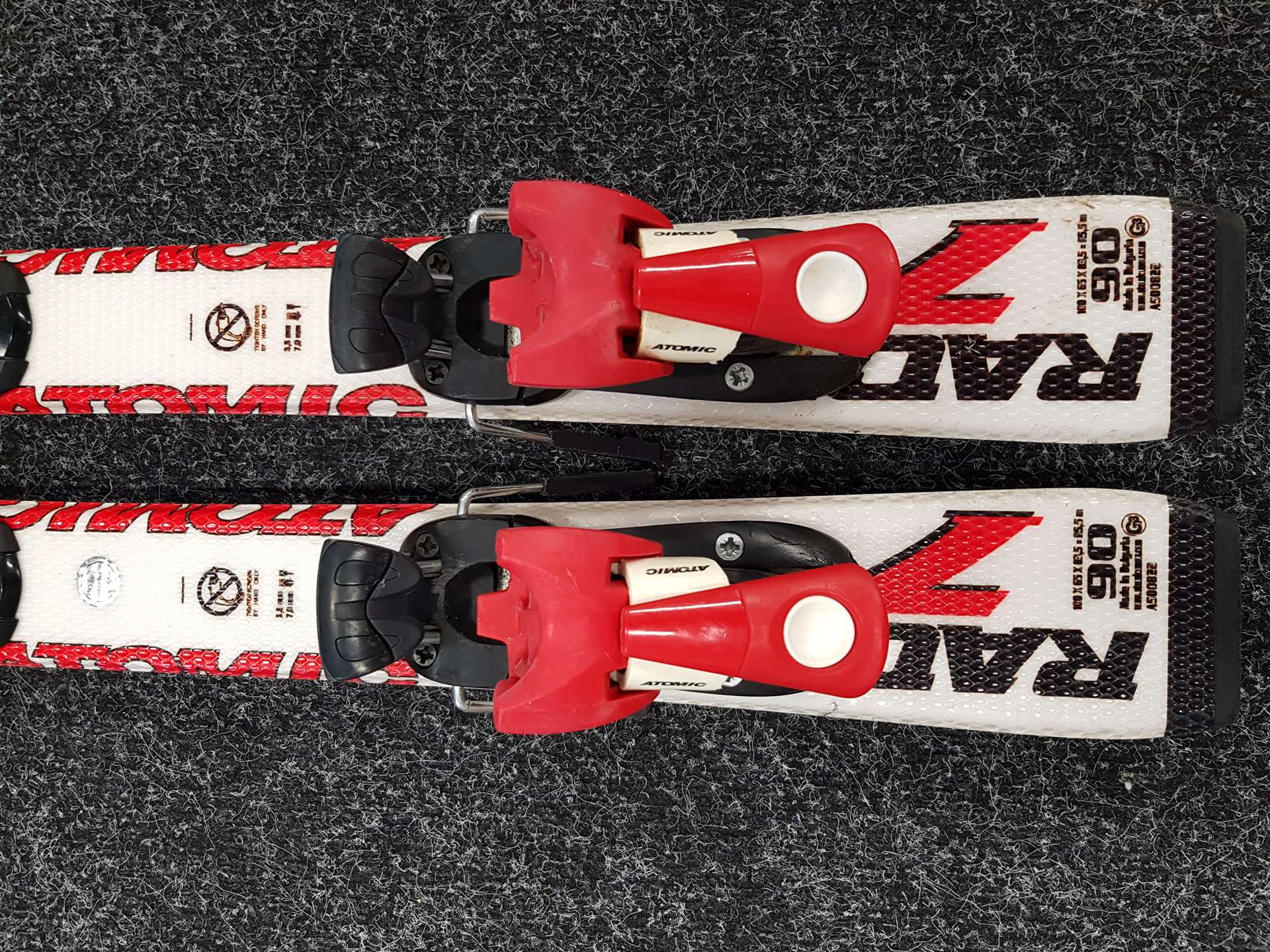 Použité lyže Atomic Race 7