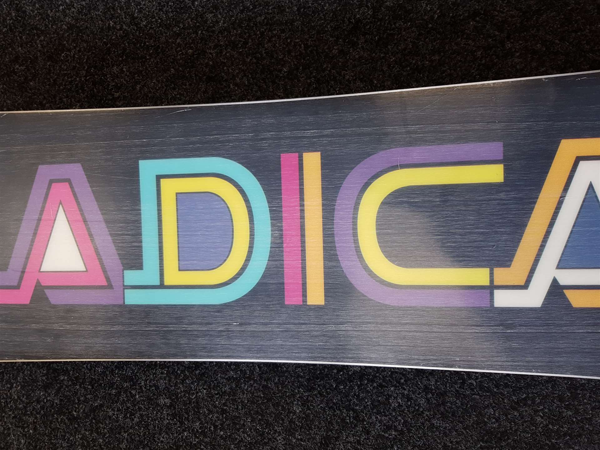 Použitý snowboard RADICAL Rainbow + viazanie Salomon veľkosť S/XS