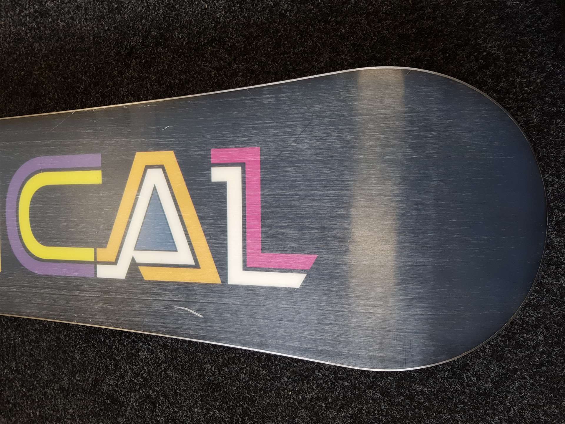 Použitý snowboard RADICAL Rainbow + viazanie Salomon veľkosť S/XS
