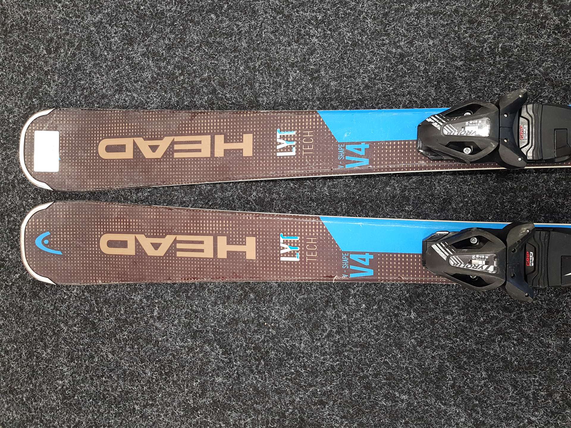 Použité lyže HEAD V4 + viazanie Tyrolia PR 10