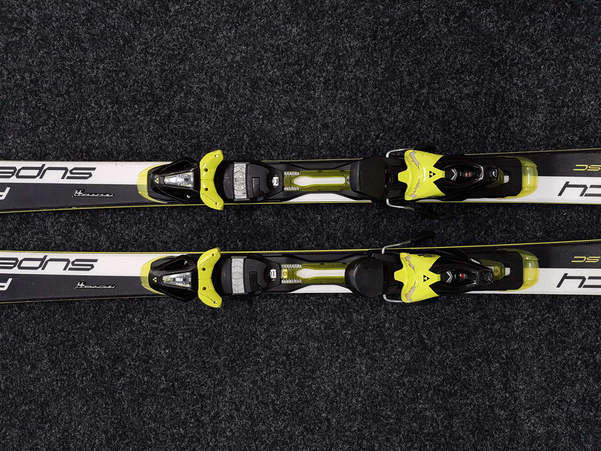 Použité lyže FISCHER Superior SC RC 4 + viazanie Fischer RC4 11