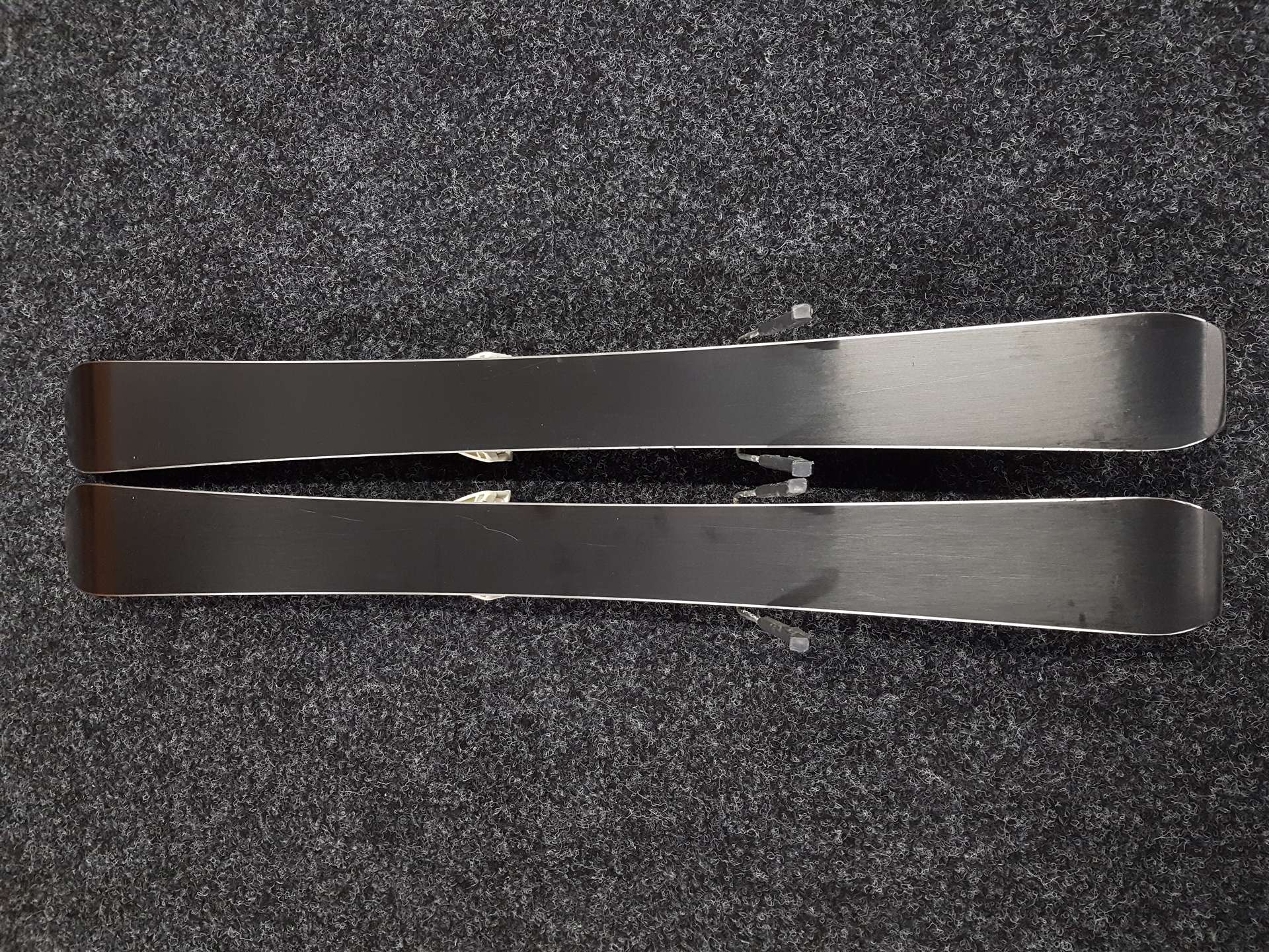 Použité lyže ATOMIC Redster X2  + viazanie Atomic C5 4,5