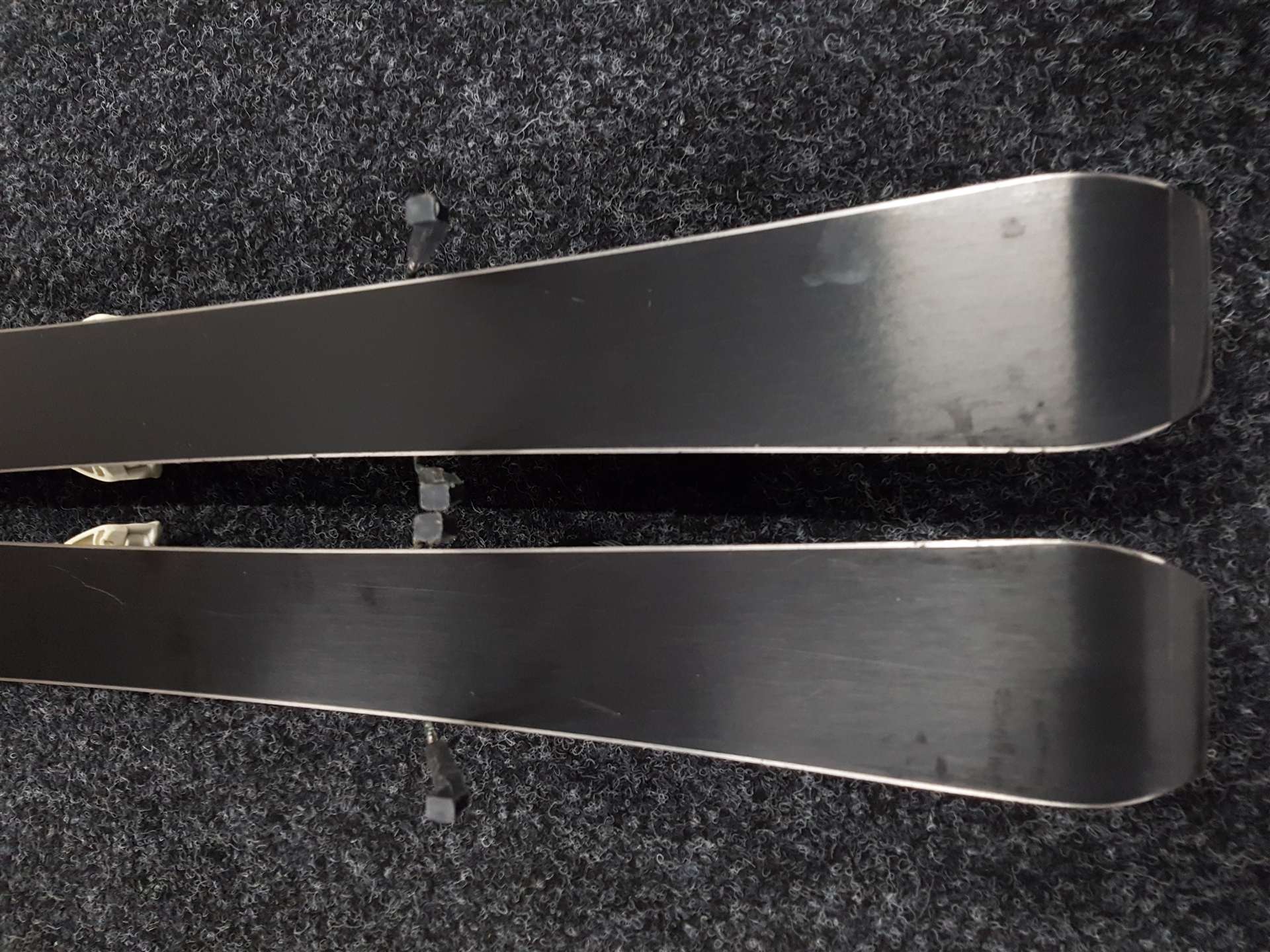 Použité lyže ATOMIC Redster X2  + viazanie Atomic C5 4,5