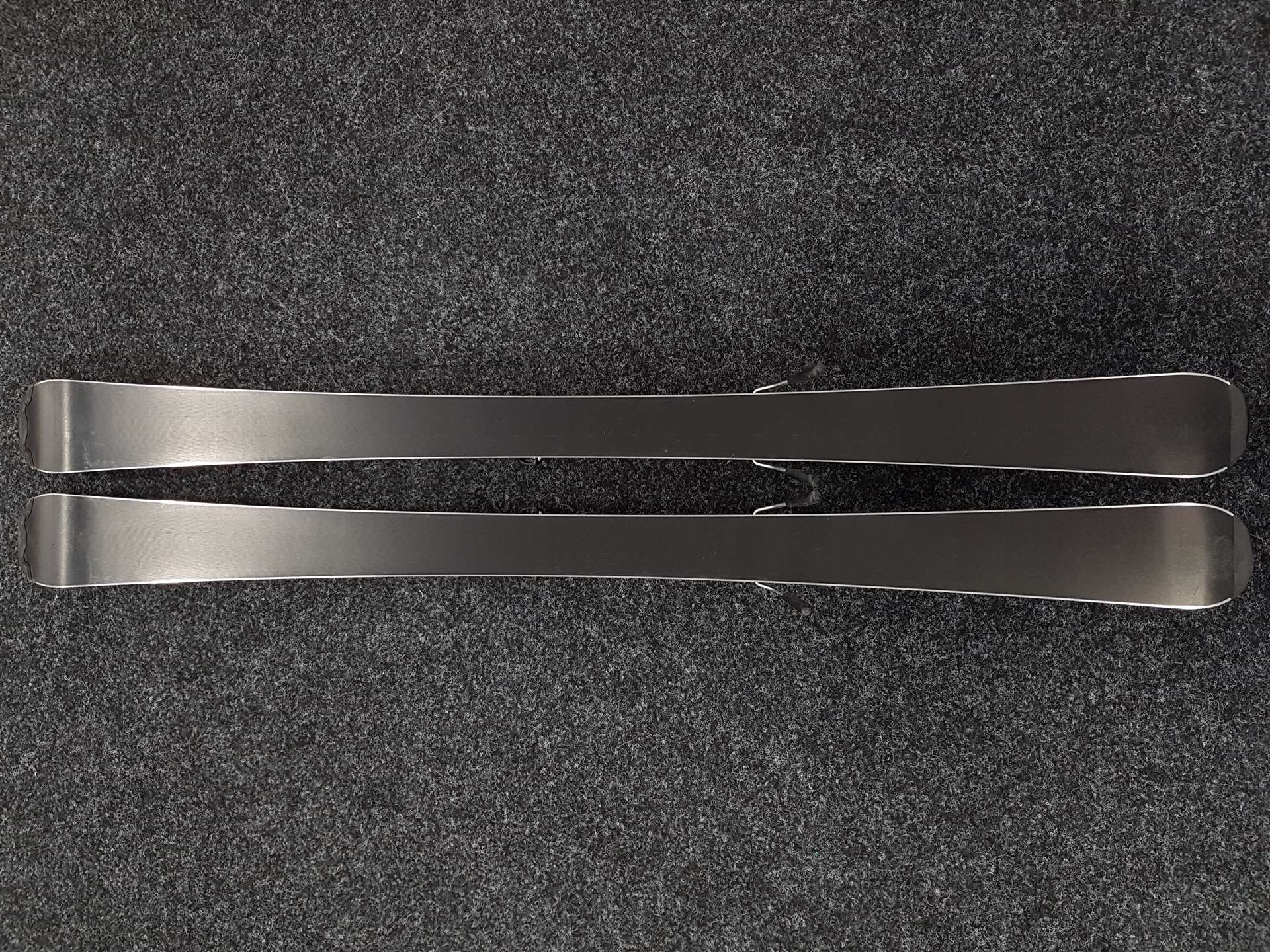 Použité lyže HEAD Super Shape + viazanie Head SLR 7.5