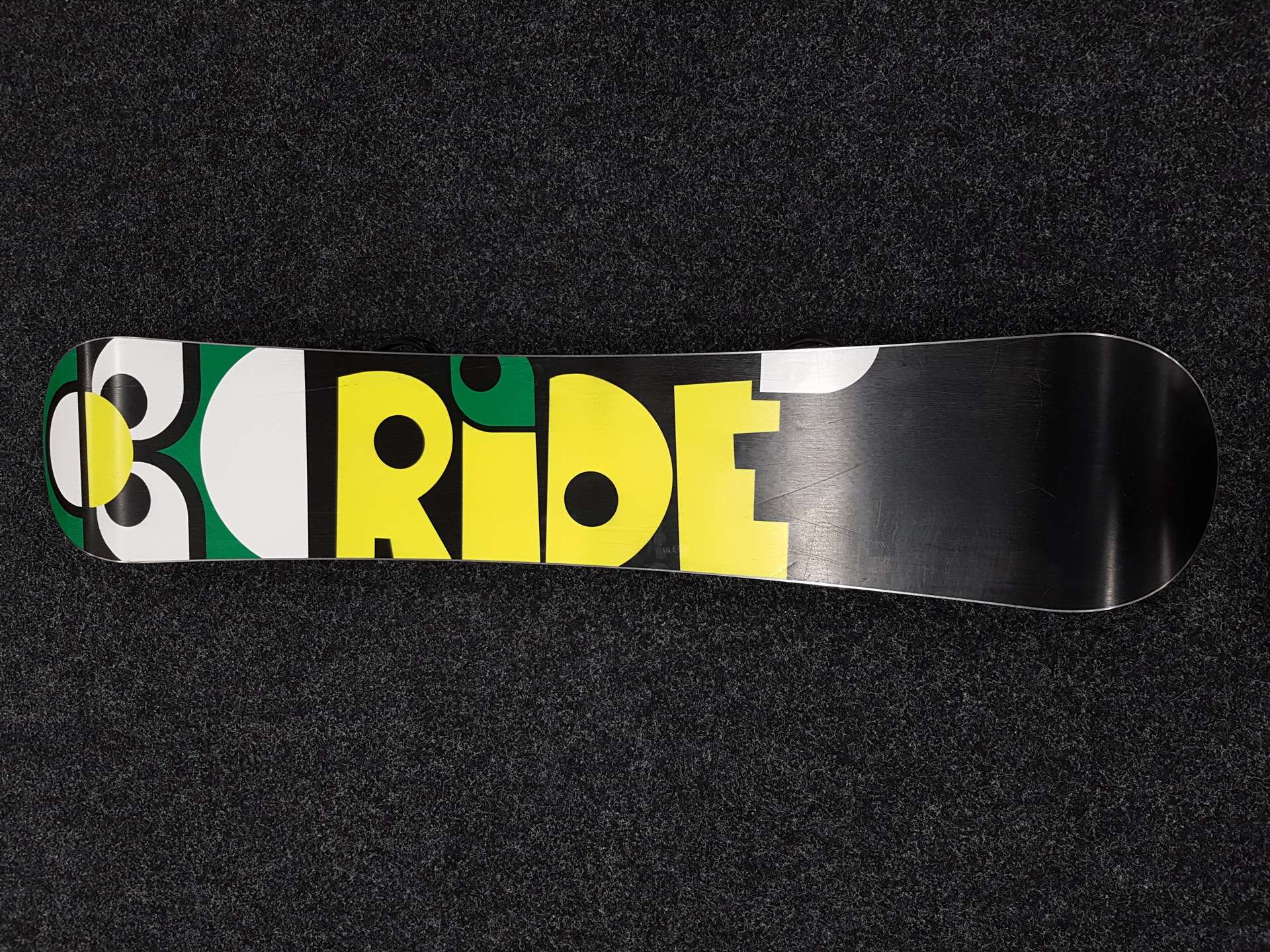 Použitý snowboard BURTON Ride + viazanie  Intercharger veľkosť S/M