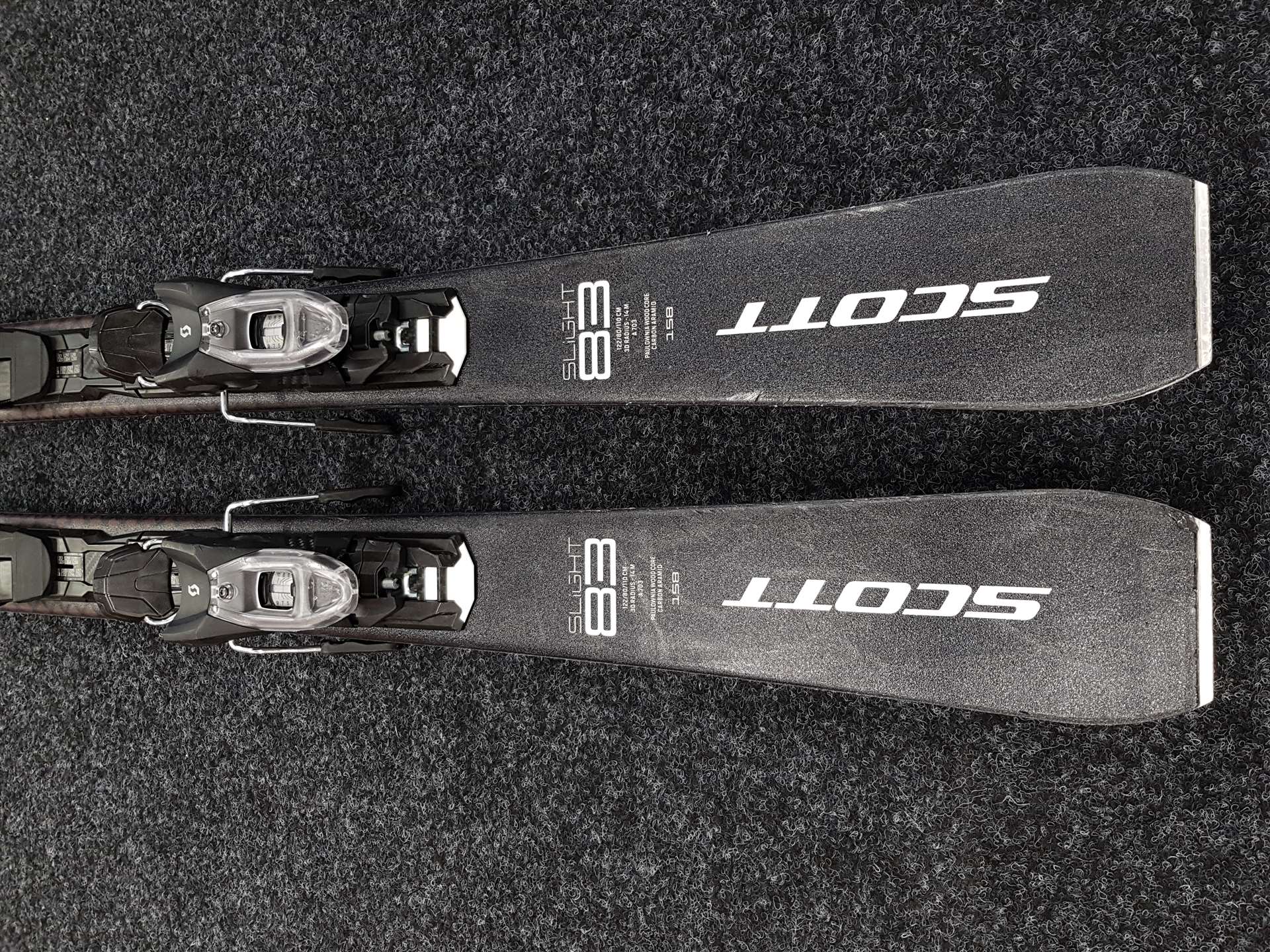 Použité lyže SCOTT Slight 83 + viazanie Scott  M10