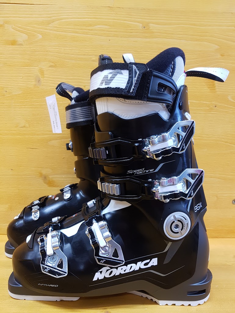 Bazarové lyžařky Nordica Sport Machine 95WR
