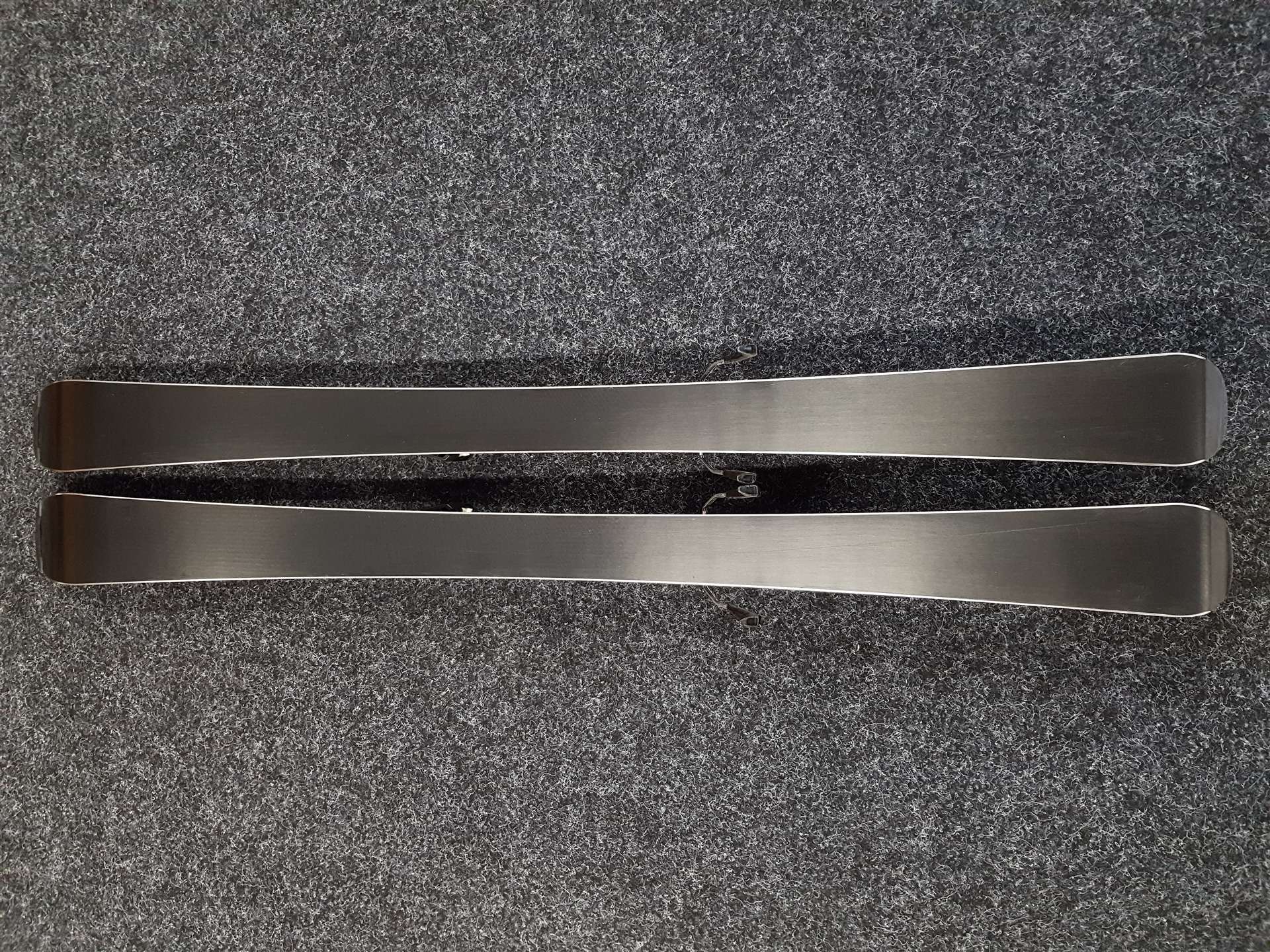 Použité detské lyže McKINLEY Pulse + viazanie McKINLEY LW55