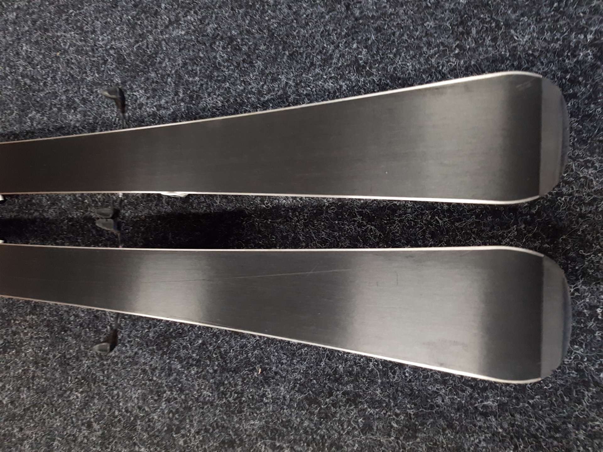 Použité detské lyže McKINLEY Pulse + viazanie McKINLEY LW55