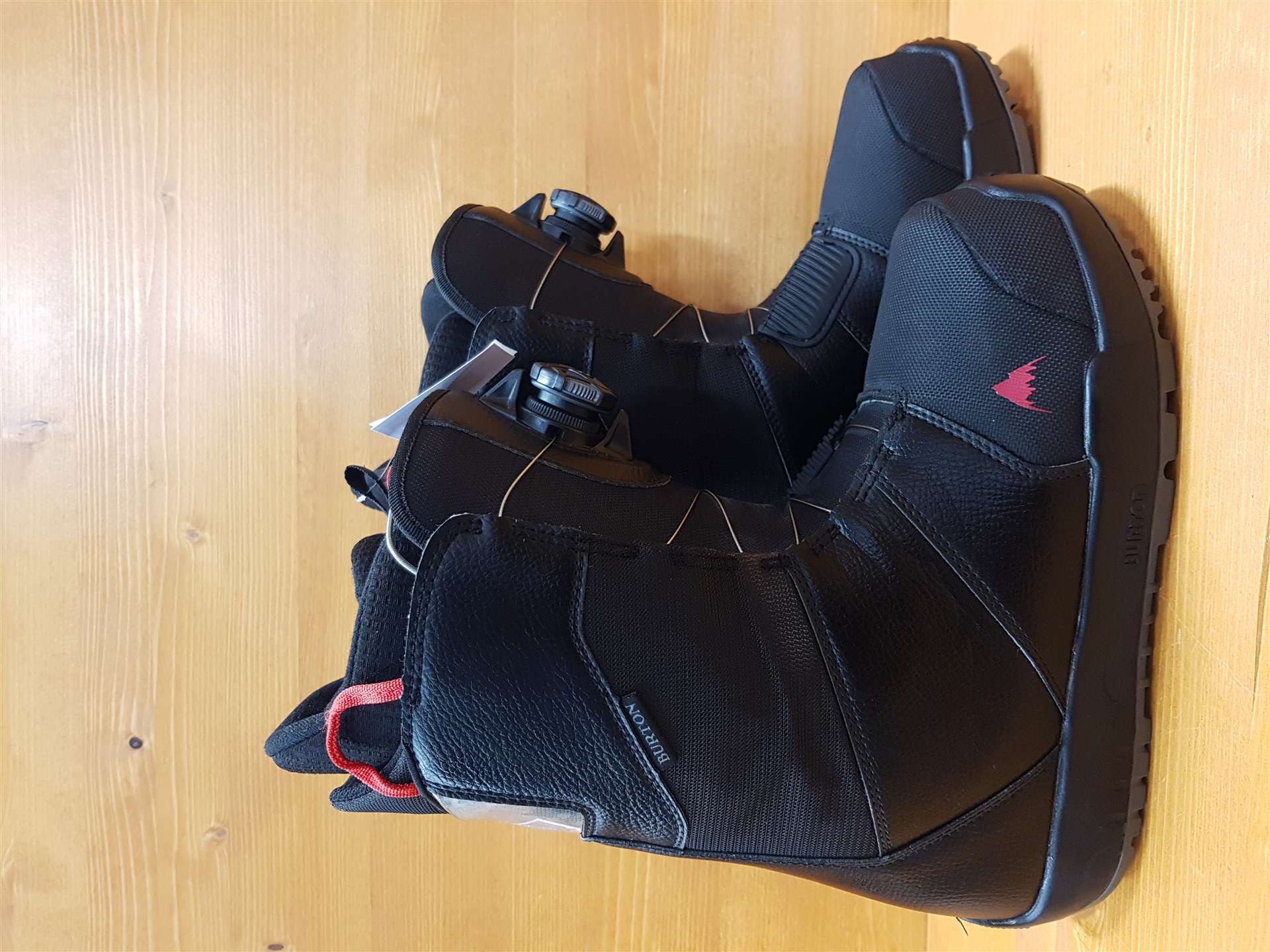Použité snowboardové topánky BURTON Progression Boa