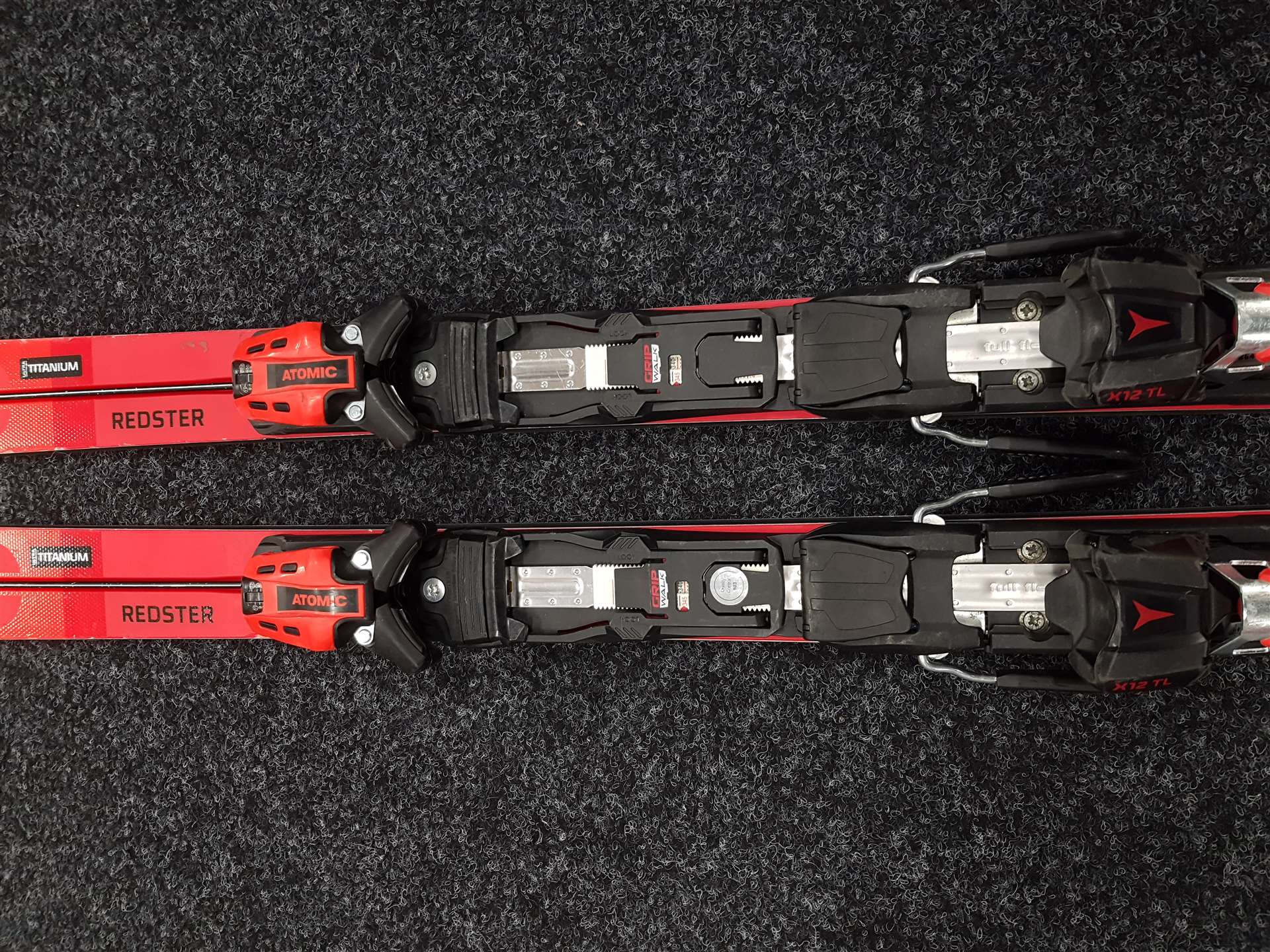 Použité lyže ATOMIC Redster G9 + viazanie Atomic X12