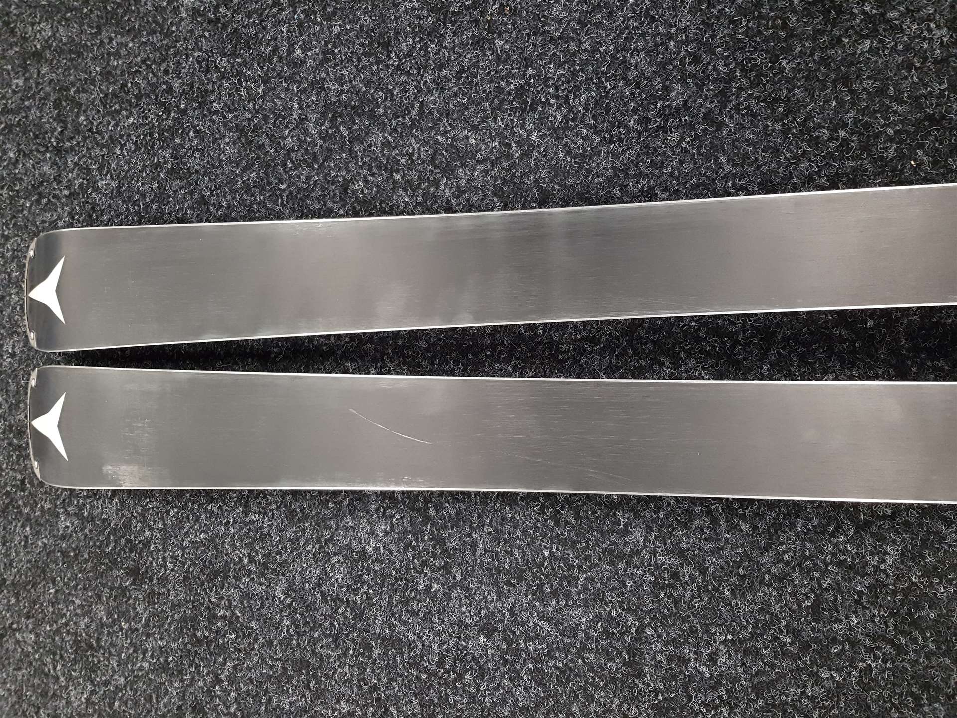 Použité lyže ATOMIC Redster G9 + viazanie Atomic X12