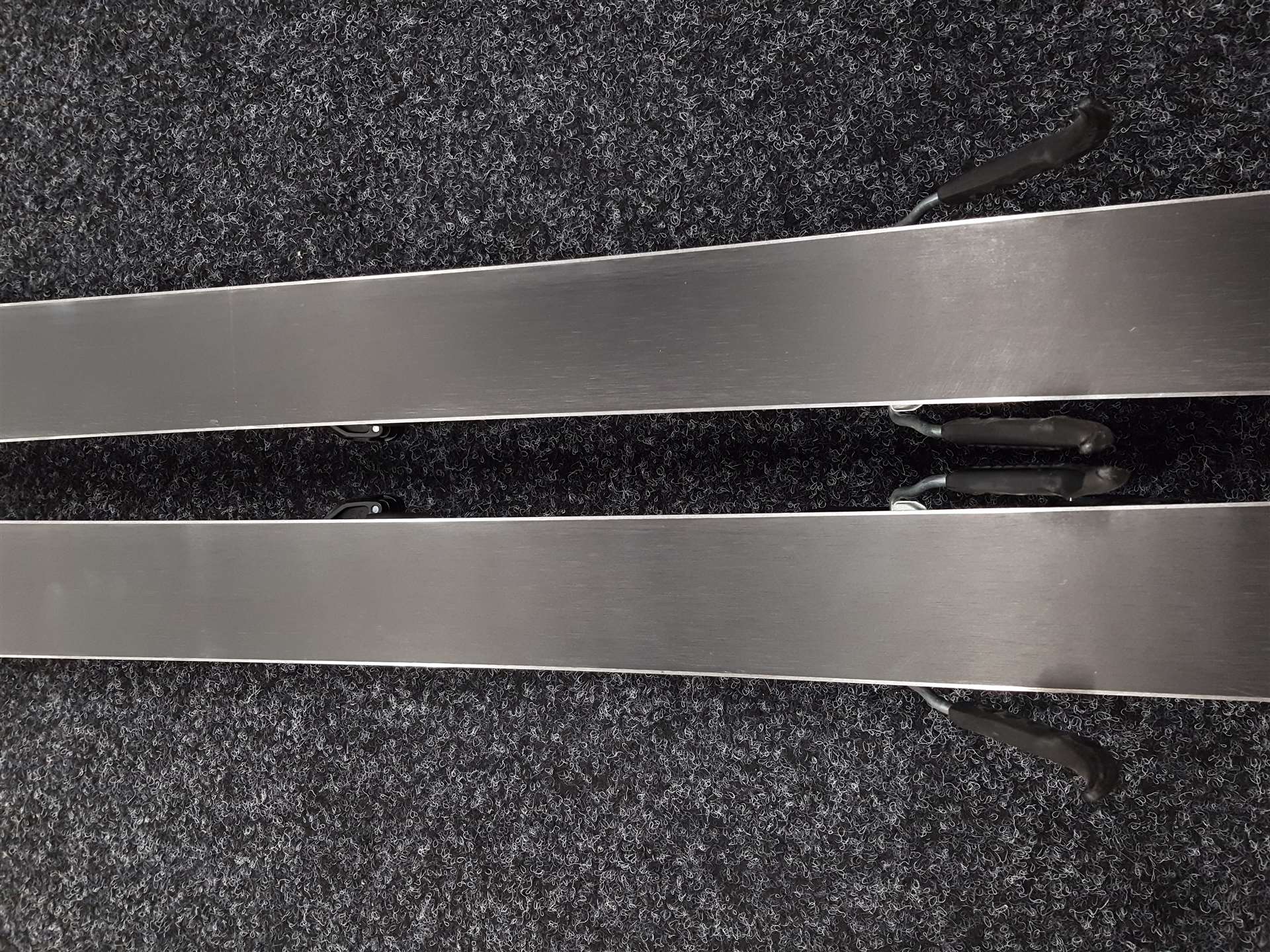 Použité lyže ATOMIC Redster G9 + viazanie Atomic X12