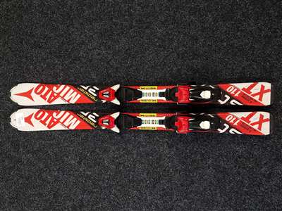 Použité detské lyže ATOMIC Redster XT + viazanie Atomic XTE 045
