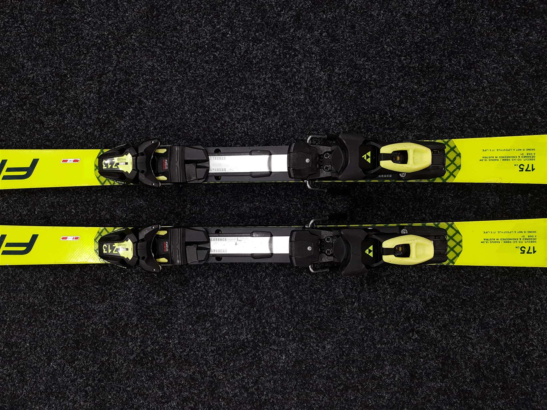 Použité lyže FISCHER RC 4 CT + viazanie Fischer Z13