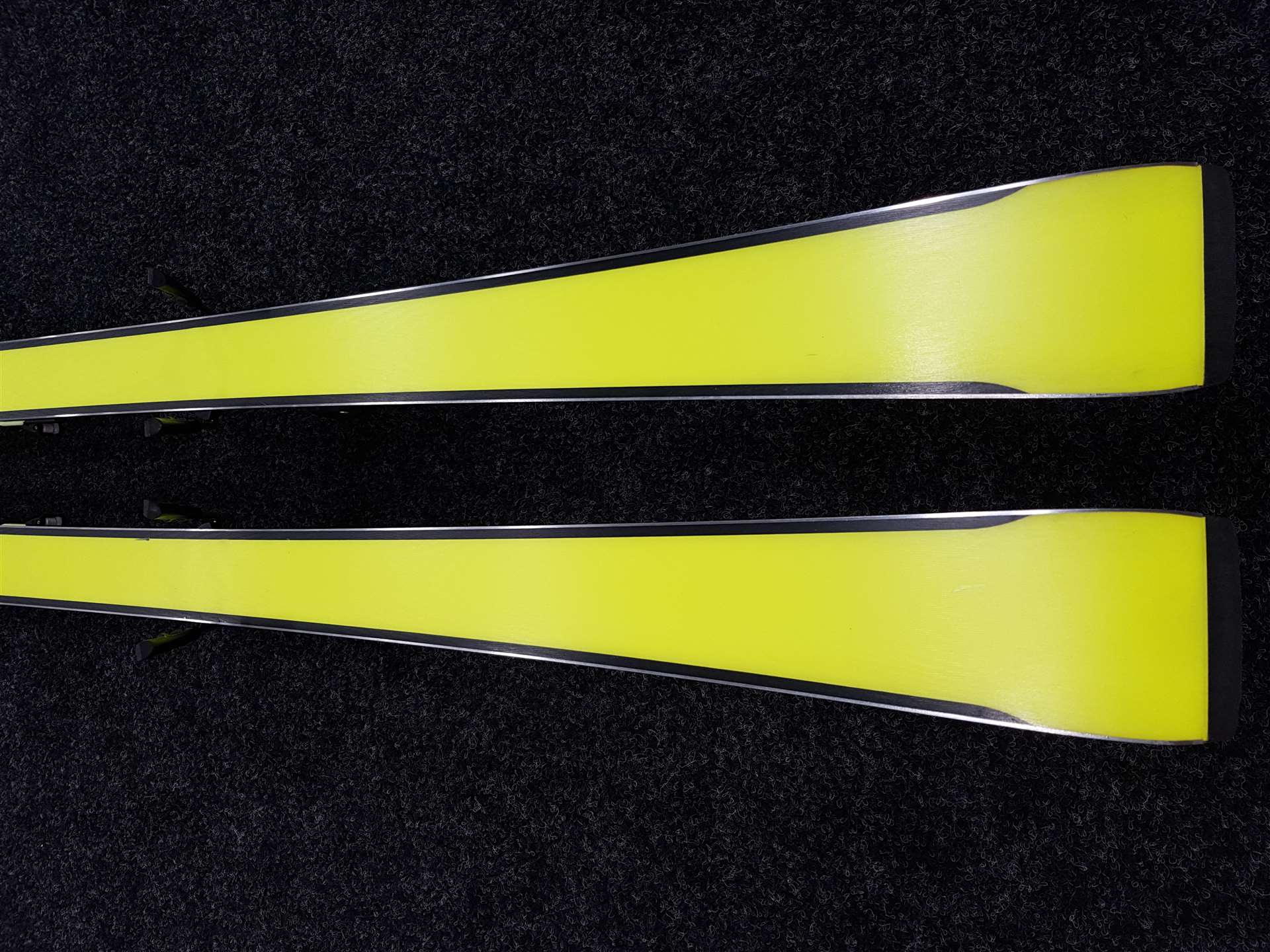 Použité lyže FISCHER RC 4 CT + viazanie Fischer Z13