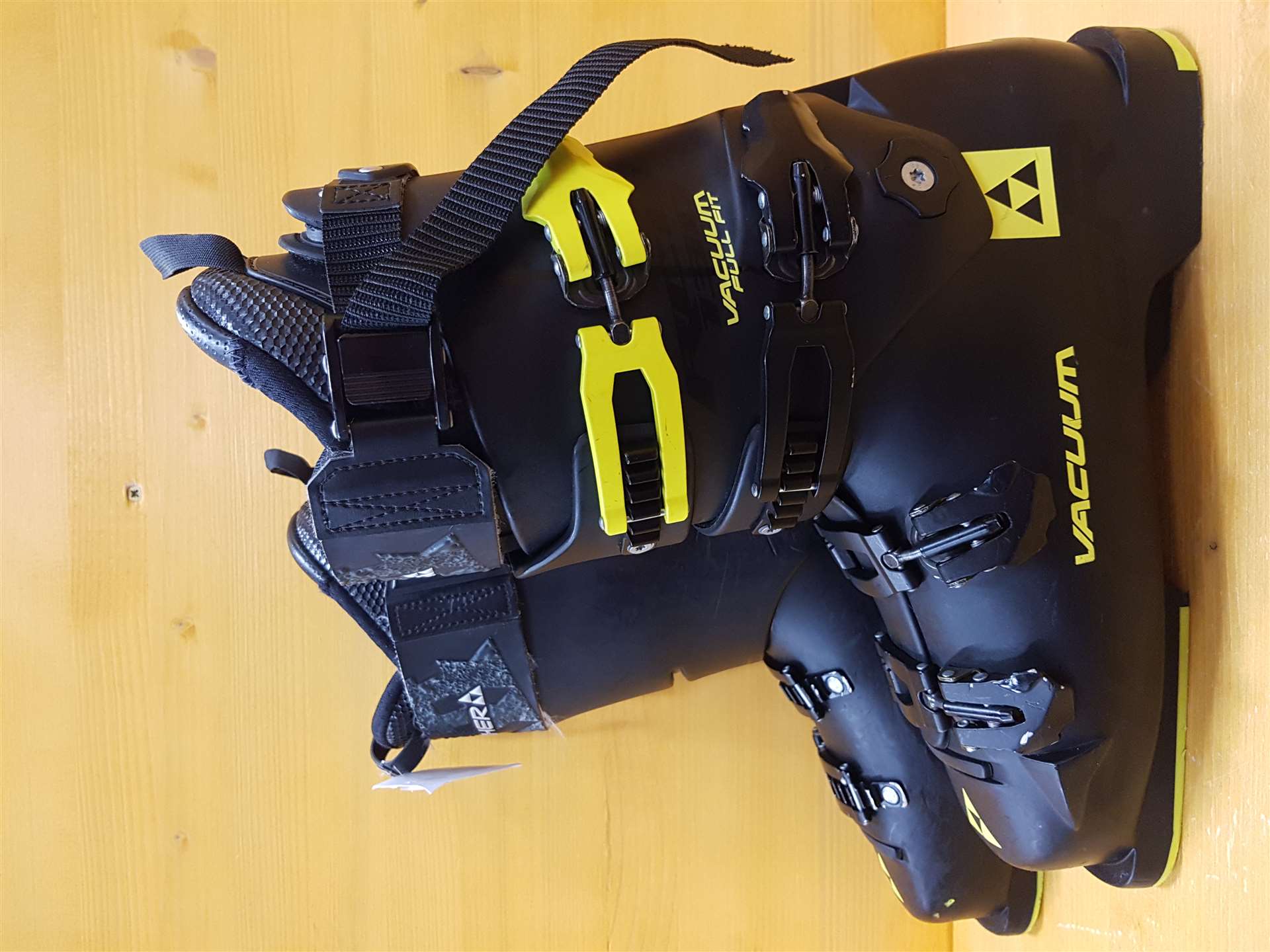 Použité lyžiarky Fischer Vacuum Full Fit