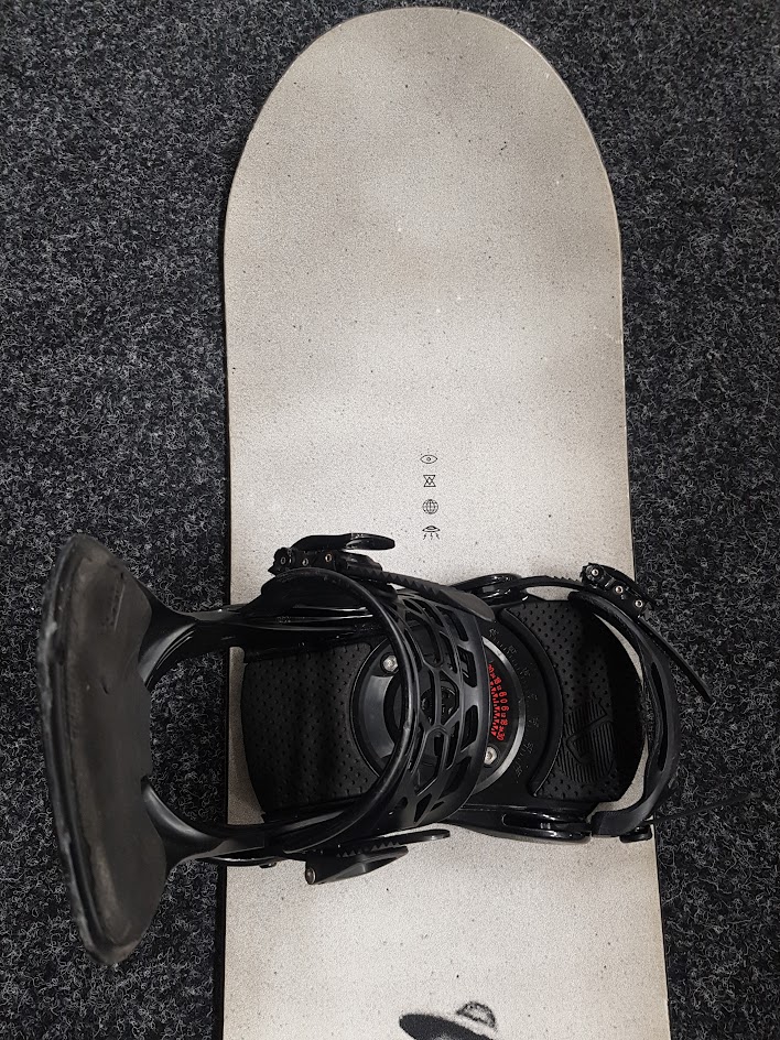 Použitý snowboard Burton Process + viazanie Burton veľkost M