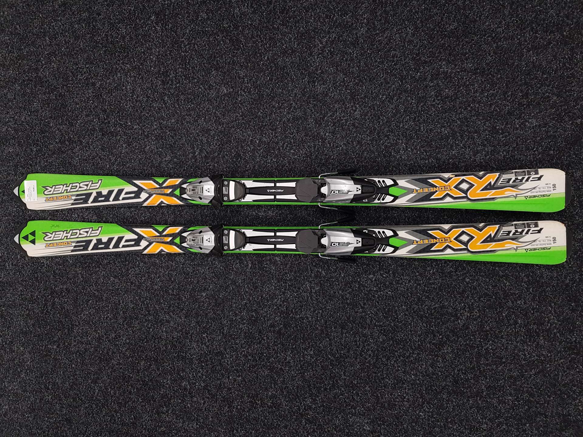 Použité lyže FISCHER Firetech Concept + viazanie Fischer FS10
