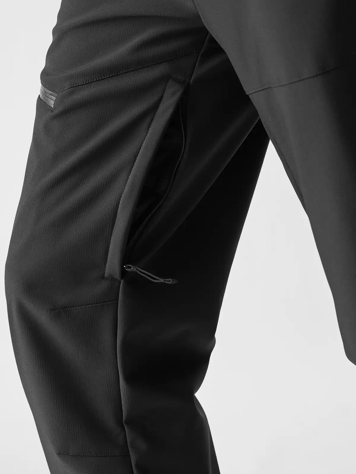 Pánske lyžiarske nohavice 4F FNK M0926 DEEP BLACK