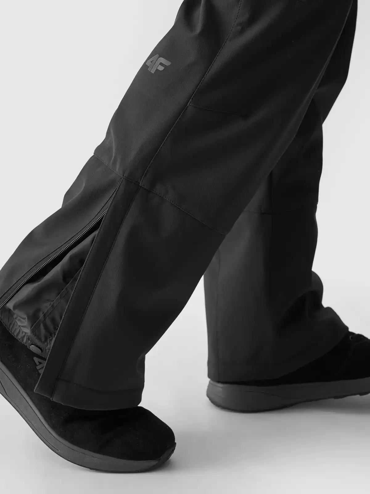 Pánske lyžiarske nohavice 4F FNK M0926 DEEP BLACK