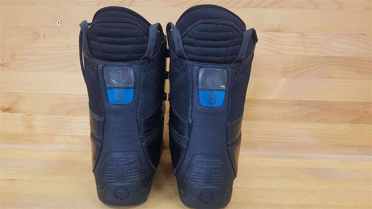 Bazárové snowboardové topánky Flow čierne