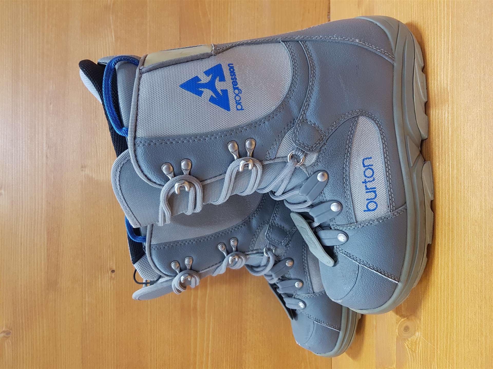 Použité snowboardové topánky BURTON Progression women