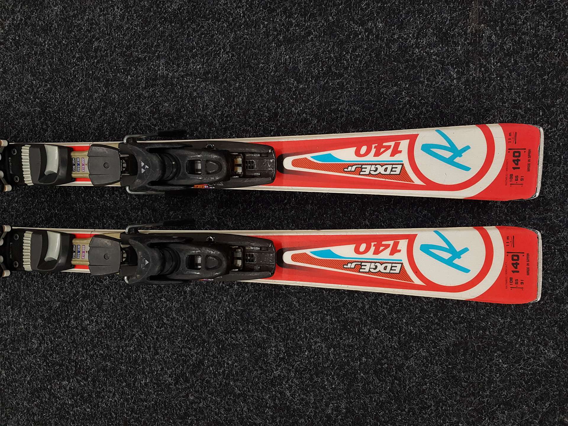 Použité lyže ROSSIGNOL Edge JR + viazanie Fischer FJ 7