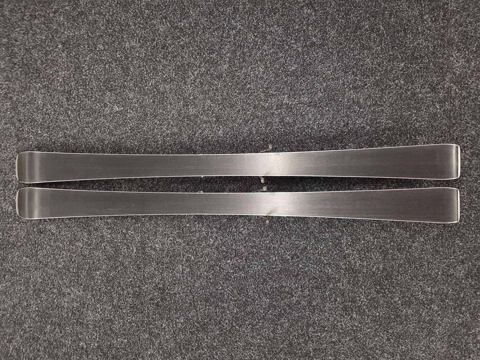 Použité lyže ROSSIGNOL Edge JR + viazanie Fischer FJ 7