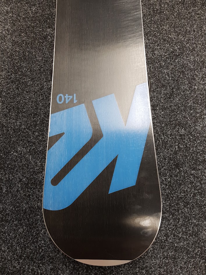 Použitý snowboard K2 Est. 87 + viazanie veľkosť S/M