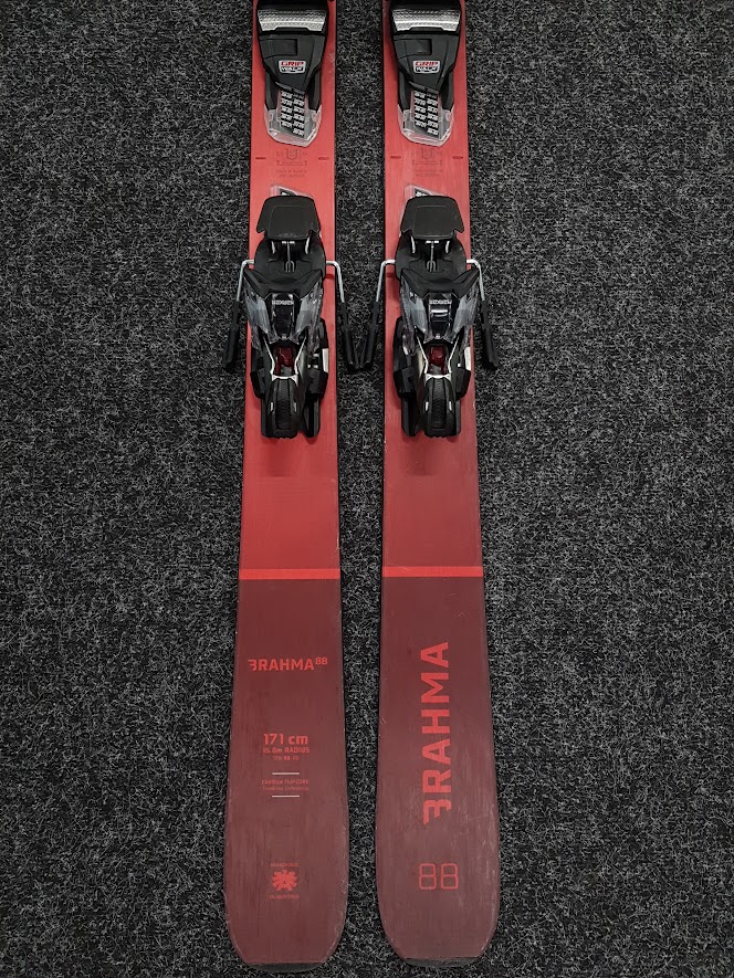 Angetriebene Skier BLIZZARD BRAHMA