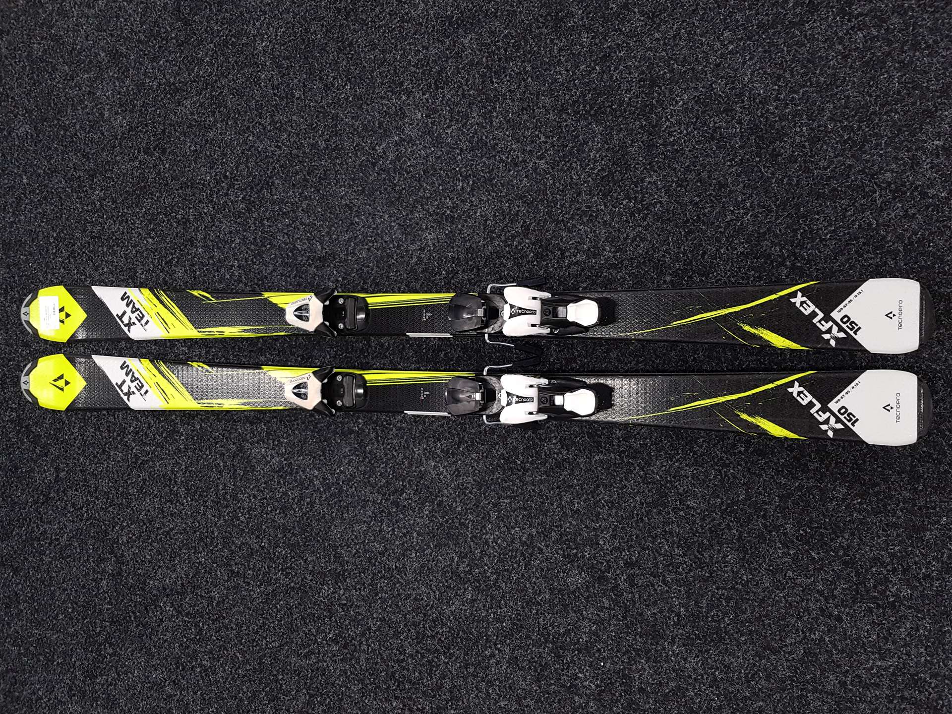Použité lyže TECNOPRO XT Team + viazanie Tecnopro TL75